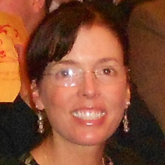 Meet your Posher, Joanne - Picture 1 of 5